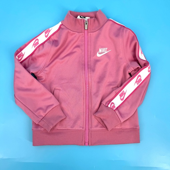 Nike Toddler 2 Piece Set Sz. 3T - Pink - Picture 2 of 5